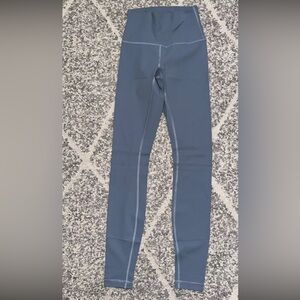 Lululemon Women’s Leggings Size 2 In Light Blue